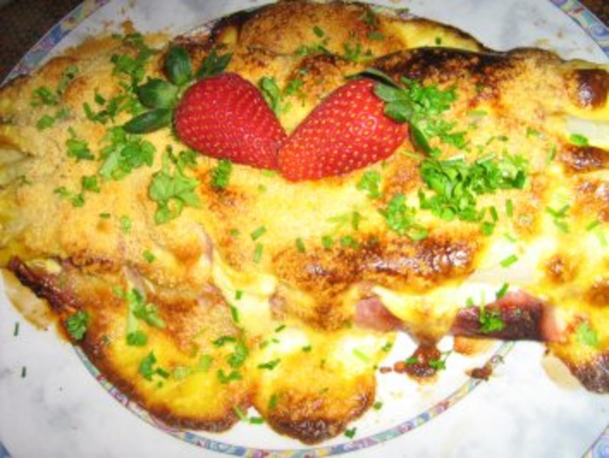 Spargel-Schinken-Toast mit Sauce Hollandaise und Parmesan überbacken - Rezept - Bild Nr. 8