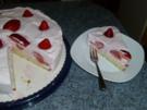 Erdbeer-Quark-Sahnetorte für eilige - Rezept