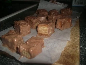 Rezept: BAUMKUCHENPRALINEN-selbstgemacht zum Muttertag Bild Nr. 5 BAUMKUCHENPRALINEN-selbstgemacht zum Muttertag - Rezept - Bild Nr. 5