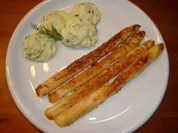 Spargel gebraten mit Spinatkartoffelsahne - Rezept