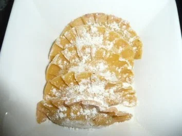 NUDELN/RAVIOLI:Thunfisch-Erbsen-Füllung - Rezept