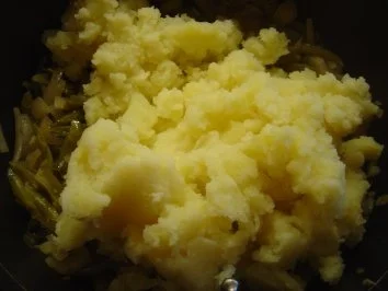 Schnibbelbohnen-Stampf mit Suppenfleisch und Bauch - Rezept - Bild Nr. 6