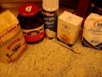 Rezept: Es sollten eigentlich Windbeutel werden..... Bild Nr. 2 Es sollten eigentlich Windbeutel werden..... - Rezept - Bild Nr. 2