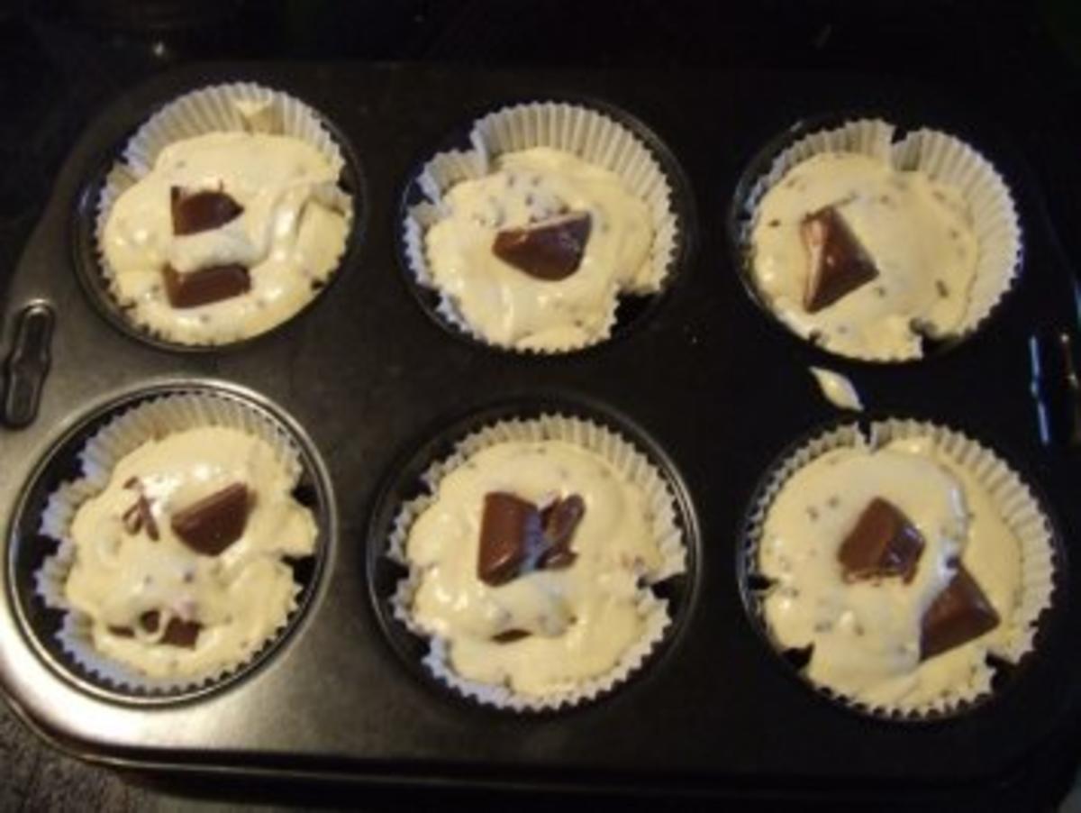 Muffins mit Schogetten und Schokostreuseln - Rezept - Bild Nr. 2