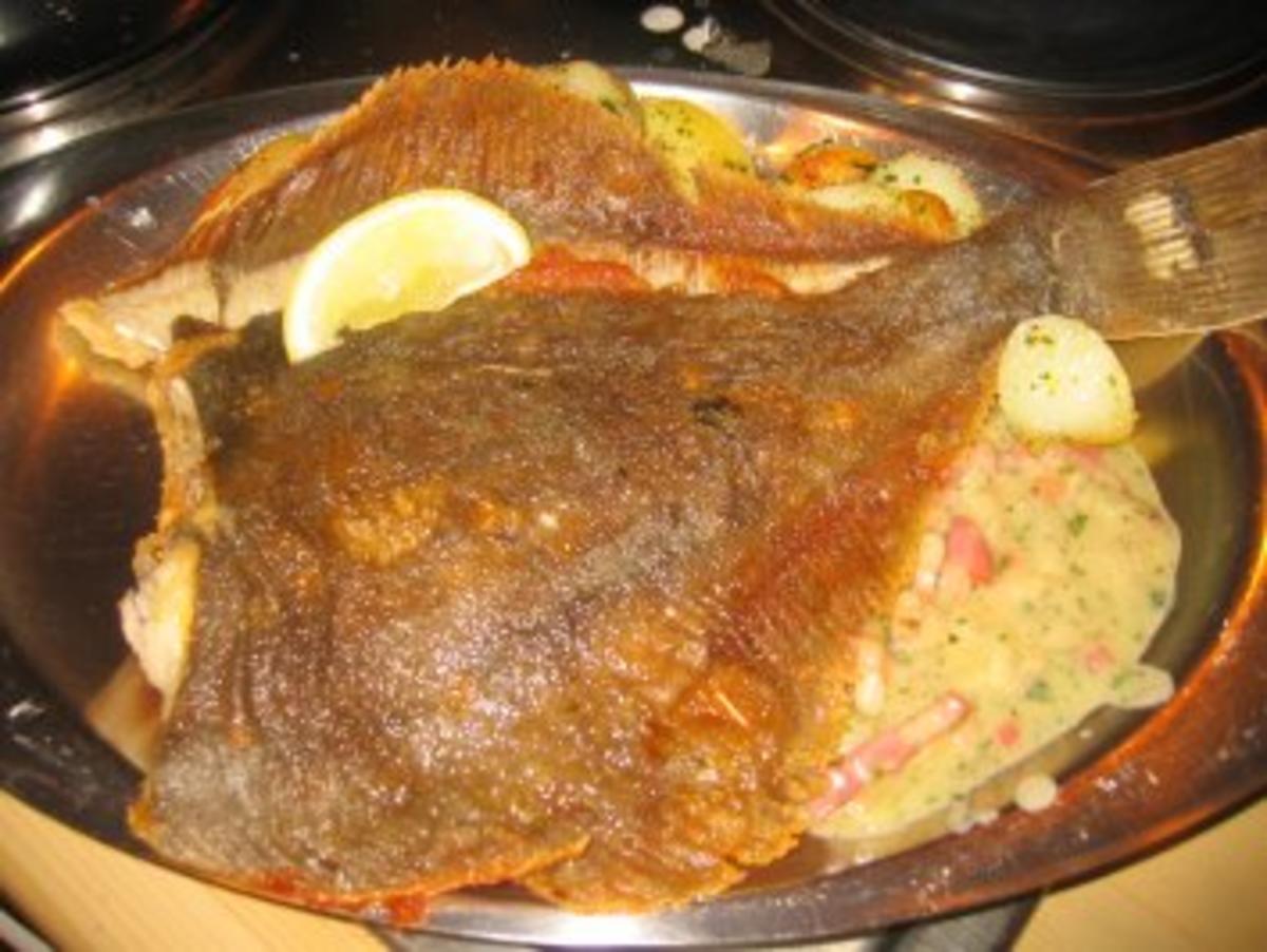 Fisch: Gebratene Scholle an Speck-Zwiebel Sößchen - Rezept