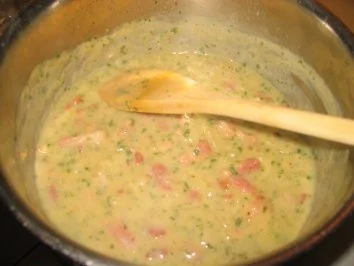 Rezept: Fisch: Gebratene Scholle an Speck-Zwiebel Sößchen Bild Nr. 4 Fisch: Gebratene Scholle an Speck-Zwiebel Sößchen - Rezept - Bild Nr. 4