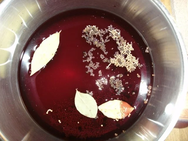 Rezept: Rotwein-Hering Bild Nr. 4 Rotwein-Hering - Rezept - Bild Nr. 4