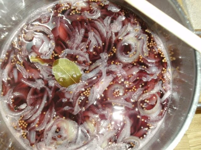 Rezept: Rotwein-Hering Bild Nr. 5 Rotwein-Hering - Rezept - Bild Nr. 5