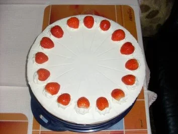 Rezept: Erdbeer-Sahne-Torte Erdbeer-Sahne-Torte - Rezept