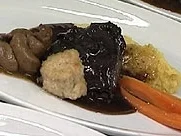 Dreierlei vom Kalb an Kräuter-Sellerie-Polenta mit Möhren - Rezept