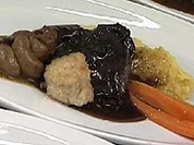 Dreierlei vom Kalb an Kräuter-Sellerie-Polenta mit Möhren - Rezept