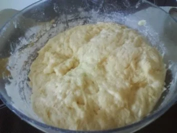 Hefeklöße aus dem Ofen - Rezept - Bild Nr. 2