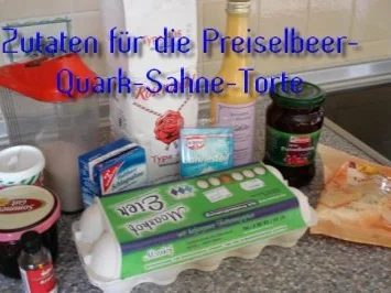 Rezept: Preiselbeer-Quark-Sahne-Torte Bild Nr. 2 Preiselbeer-Quark-Sahne-Torte - Rezept - Bild Nr. 2