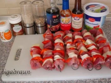 Schaschlikspieße mit Karottenröstis - Rezept - Bild Nr. 3