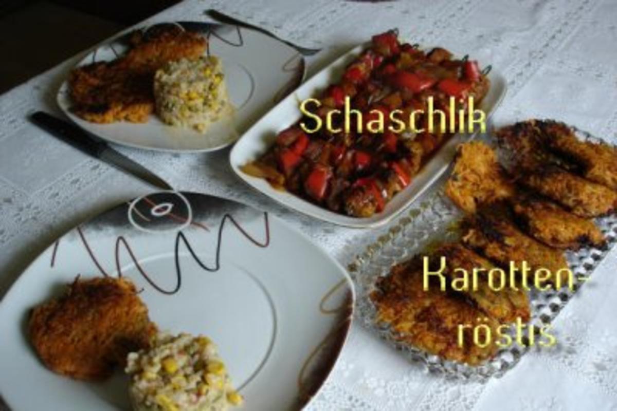 Bilder für Schaschlikspieße mit Karottenröstis - Rezept
