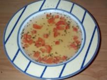 Klare Tomatensuppe - Rezept