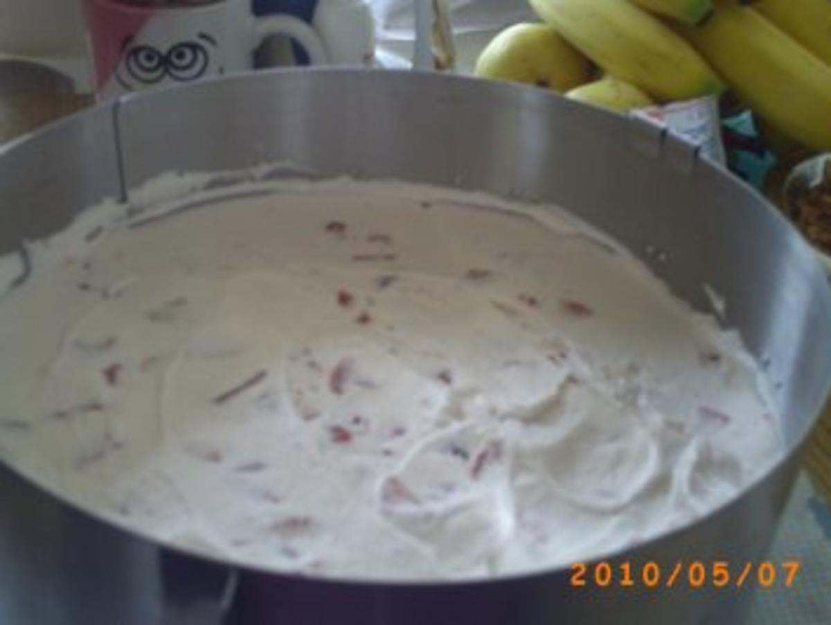 Torten: Schwarzwälder Erdbeertorte - meine Torte zum Muttertag - Rezept - Bild Nr. 7