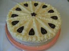 TORTE - Buttercreme-Pfirsich-Torte - Rezept