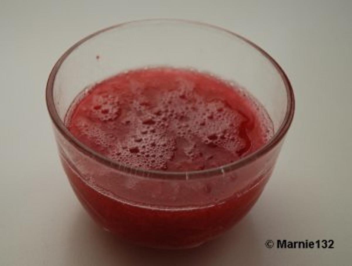 Bilder für Rhabarber-Wein Pudding - Rezept