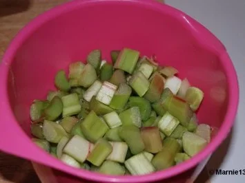 Rezept: Rhabarber-Wein Pudding Bild Nr. 3 Rhabarber-Wein Pudding - Rezept - Bild Nr. 3