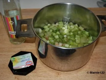 Rezept: Rhabarber-Wein Pudding Bild Nr. 4 Rhabarber-Wein Pudding - Rezept - Bild Nr. 4