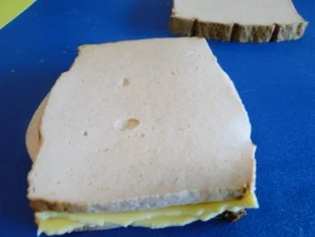 Rezept: Gefüllter Leberkäse mit Stampfkartoffeln und Sauerkraut Bild Nr. 4 Gefüllter Leberkäse mit Stampfkartoffeln und Sauerkraut - Rezept - Bild Nr. 4