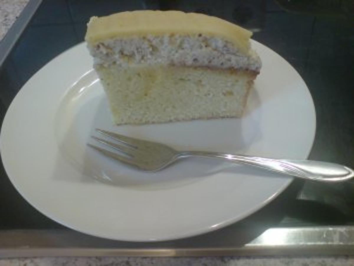 Bilder für Nuss-Sahne-Marzipan-Kuchen - Rezept