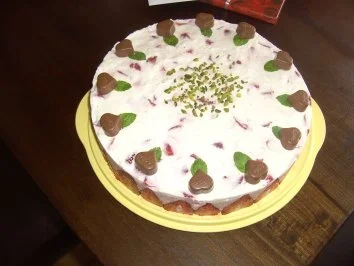 Erdbeer-Sekt-Torte zum Muttertag - Rezept - Bild Nr. 2