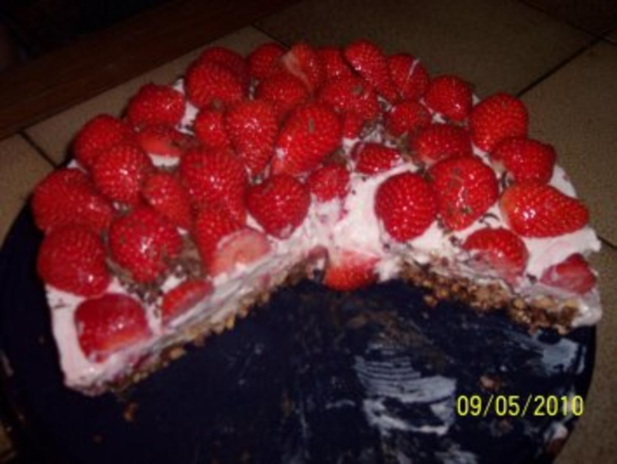 Erdbeer - Schokoknusper - Torte - Rezept