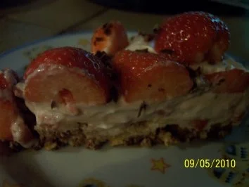 Rezept: Erdbeer - Schokoknusper - Torte Bild Nr. 2 Erdbeer - Schokoknusper - Torte - Rezept - Bild Nr. 2