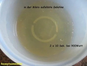 Rezept: Dessert: ERDBEERROSE in Vanillesauce Bild Nr. 5 Dessert: ERDBEERROSE in Vanillesauce - Rezept - Bild Nr. 5