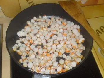 Rezept: Spaghetti in Surimi-Sahne Soße Bild Nr. 2 Spaghetti in Surimi-Sahne Soße - Rezept - Bild Nr. 2