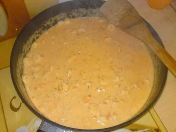 Rezept: Spaghetti in Surimi-Sahne Soße Bild Nr. 4 Spaghetti in Surimi-Sahne Soße - Rezept - Bild Nr. 4