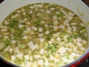 Suppe: Erbsensuppe mit Lachs und Flusskrebsen - Rezept - Bild Nr. 3