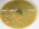 Suppe: Erbsensuppe mit Lachs und Flusskrebsen - Rezept