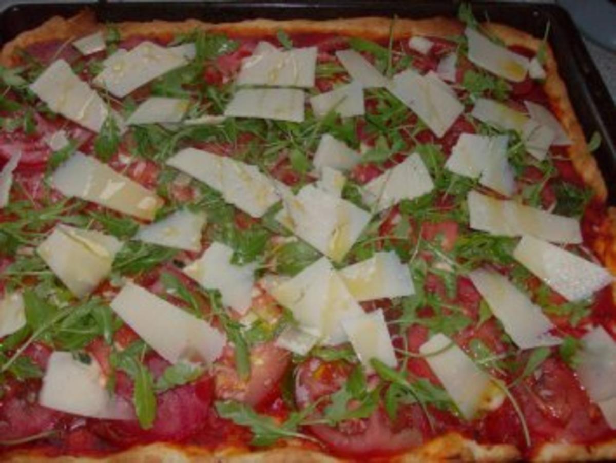 Pizza Verdura fresca con due formaggi - Rezept - Bild Nr. 7