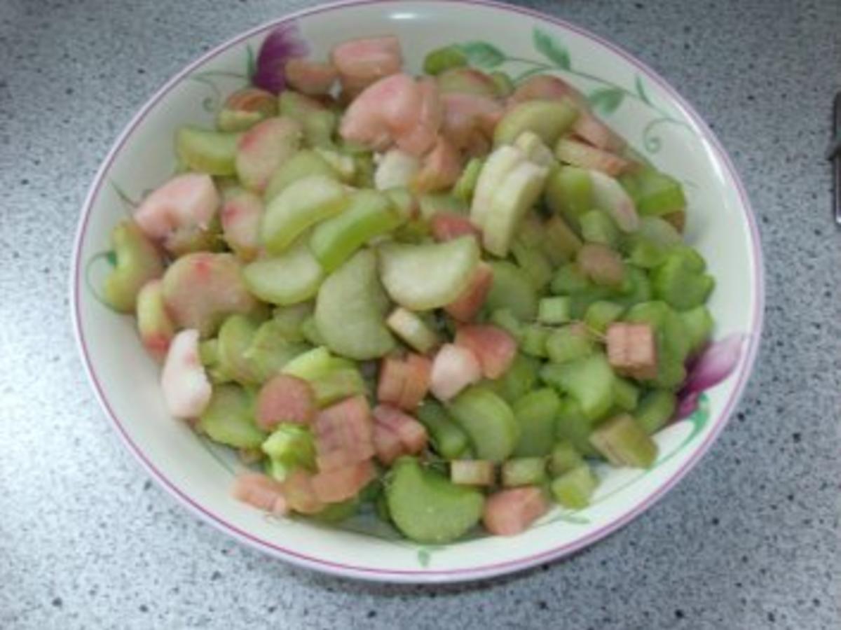Apfel-Rhabarber-Vanille-Kuchen - Rezept - kochbar.de