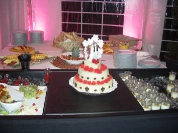 Rezept: Hochzeitstorte Bild Nr. 2 Hochzeitstorte - Rezept - Bild Nr. 2