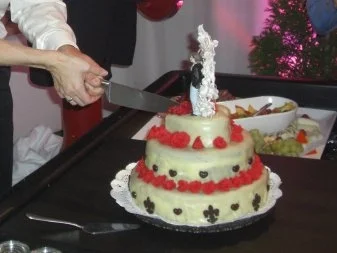 Rezept: Hochzeitstorte Bild Nr. 6 Hochzeitstorte - Rezept - Bild Nr. 6