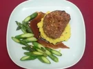 Rinderfilet mit Macadamia-Kruste, Grießflammeri und Spargel an Balsamicojus - Rezept - Bild Nr. 2