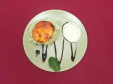 Herzhafter Muffin gefüllt mit Hackfleisch und Gemüse im Parmesankörbchen - Rezept - Bild Nr. 2