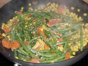 Rezept: Gemüsequiche Bild Nr. 4 Gemüsequiche - Rezept - Bild Nr. 4