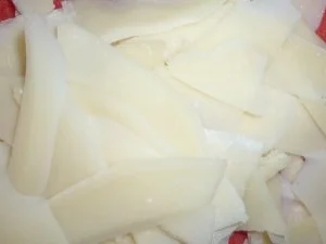 Rezept: Parmesanschnitzel mit weissem Spargel an Pistazien-Frühlingszwiebel-Hollandaise Bild Nr. 3 Parmesanschnitzel mit weissem Spargel an Pistazien-Frühlingszwiebel-Hollandaise - Rezept - Bild Nr. 3