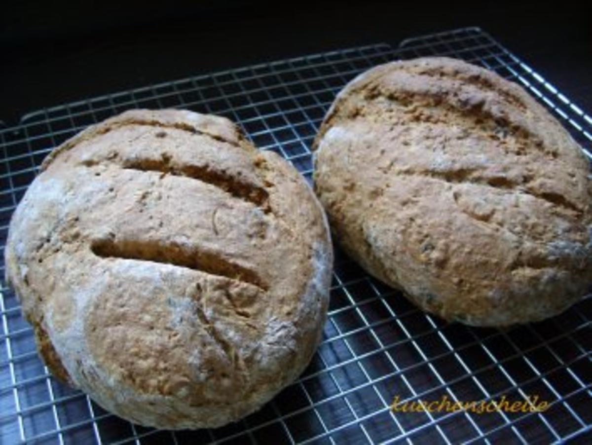 Bilder für BROT: Bärlauchbrot mit Körnern - Rezept