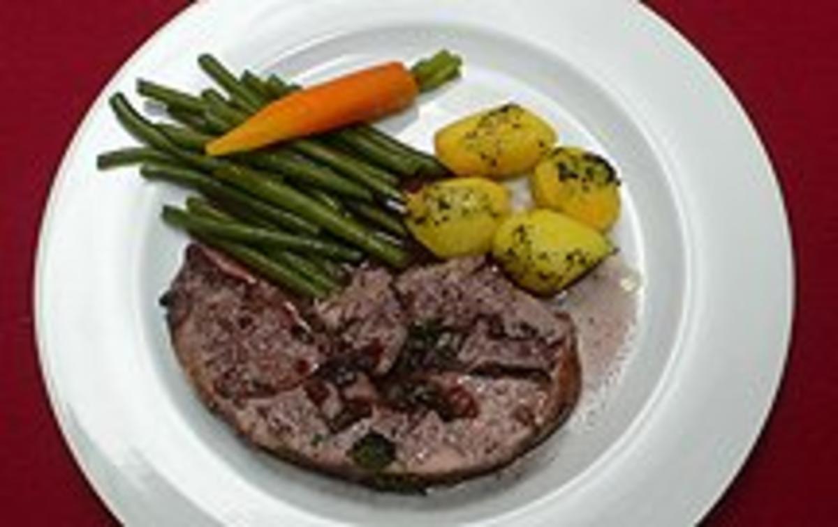 Lammkeule mit Gemüse und Kartoffeln - Rezept - Bild Nr. 2