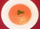 Rezept: Kalte, leicht scharfe Tomatensuppe mit Kokosmilch und Pfirsich Bild Nr. 2 Kalte, leicht scharfe Tomatensuppe mit Kokosmilch und Pfirsich - Rezept - Bild Nr. 2