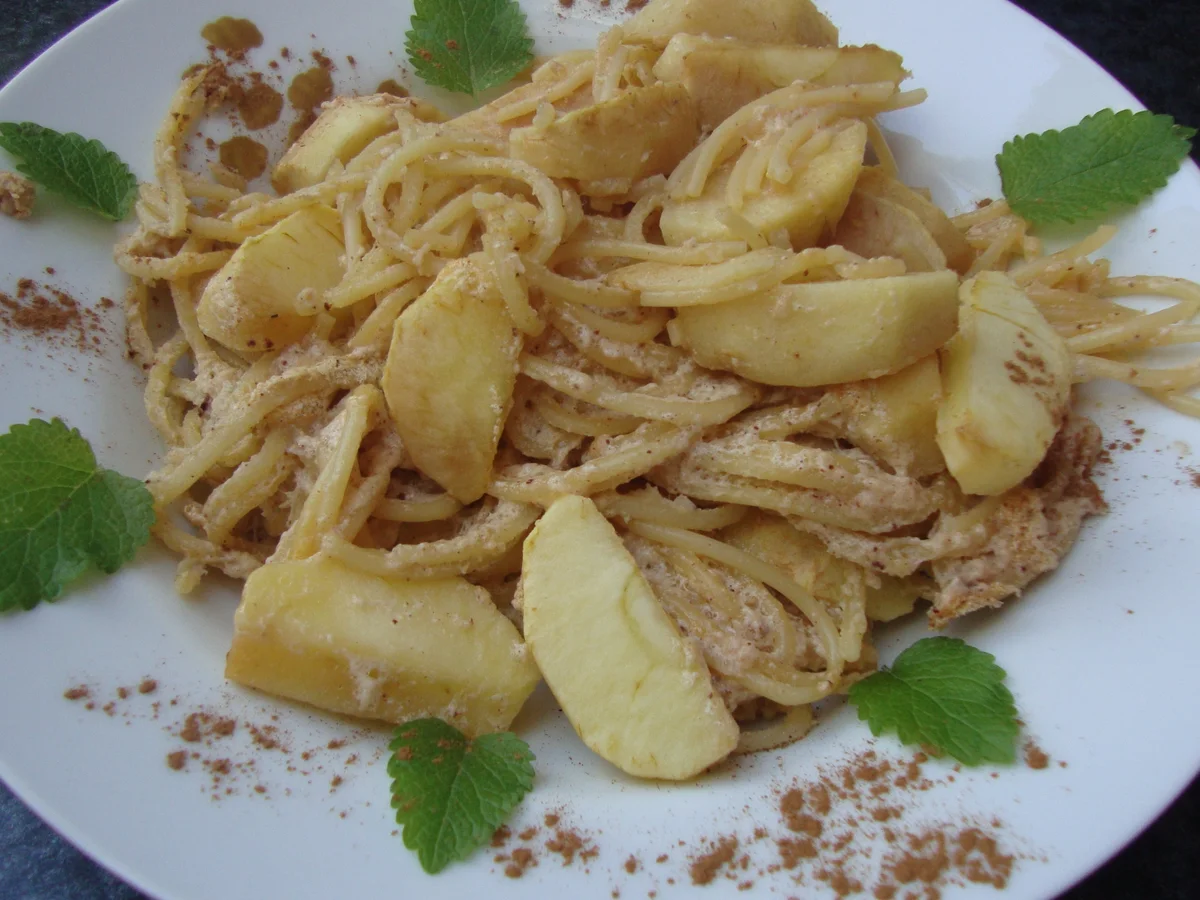 Rezept: Spaghetti Auflauf mit Birnen und Zimt Bild Nr. 2 Spaghetti Auflauf mit Birnen und Zimt - Rezept - Bild Nr. 2