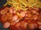 Rezept: Currywurst mit Pommes Currywurst mit Pommes - Rezept