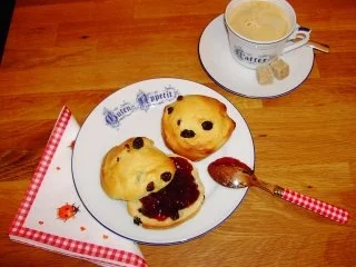 Safran-Rosinenbrötchen - Rezept