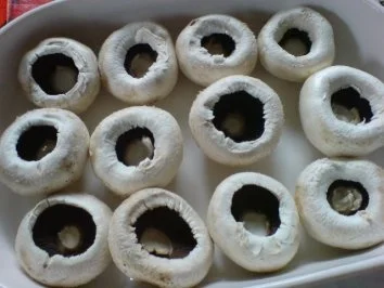 Rezept: Quarkcreme mit marinierten Erdbeeren oder Rhabarberkompott Bild Nr. 14 Quarkcreme mit marinierten Erdbeeren oder Rhabarberkompott - Rezept - Bild Nr. 14